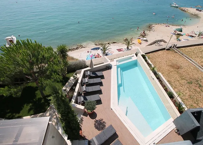 Marer 아파트 트로기르