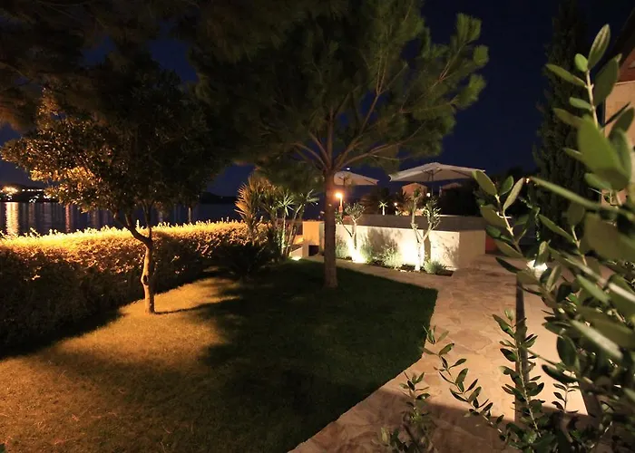 Marer 아파트 트로기르