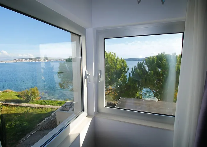 아파트 Marer 트로기르